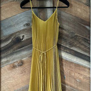 BANANA REPUBLIC Satin Pleated Midi Dress - Gold Ochre